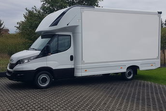 Iveco Daily KONTENER NISKOPODŁOGOWY 4.43x2.23x2.42 SKLEP FOODTRUCK KAMPER KLIMA