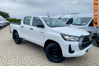 Toyota Hilux / SALON PL / 92 tys.km / 2.4-150KM / 4 x 4 / KLIMA / GWARANCJA