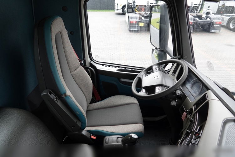 Volvo FM 380 / FULL ADR / LOW CAB / DAY CAB / PLN 280.000 KM. / EURO 6 / EMISIUNE zdjęcie 25