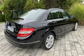 samochód osobowy Mercedes zdjęcie 9