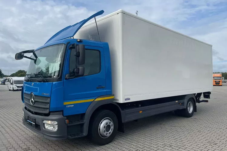 Mercedes ATEGO 1218/1318 zdjęcie 2