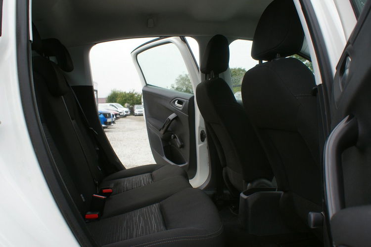 Peugeot 208 zdjęcie 17