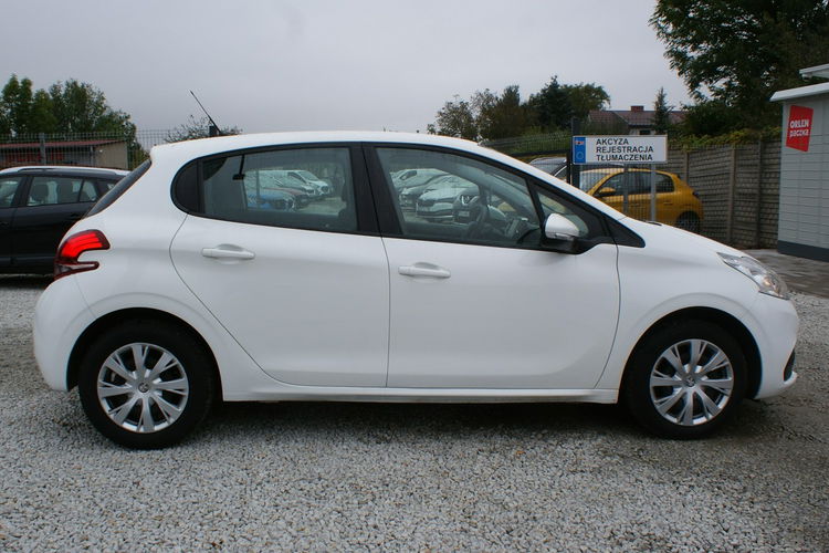 Peugeot 208 zdjęcie 6