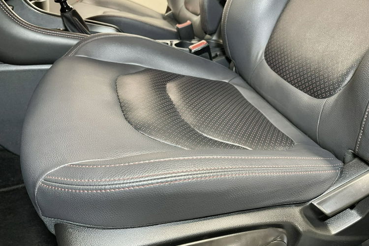 Hyundai Tucson 1.6 B + LPG BRC LUXURY LED Kamera Navi GPS Alu18 AppleCarPlay Skóry zdjęcie 16