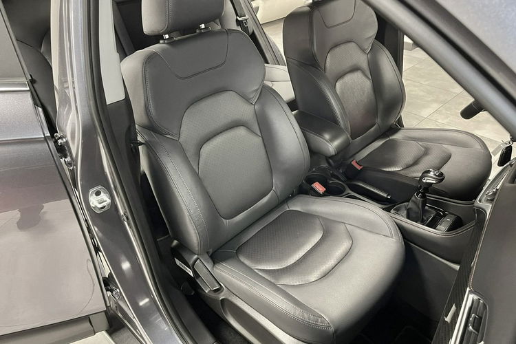 Hyundai Tucson 1.6 B + LPG BRC LUXURY LED Kamera Navi GPS Alu18 AppleCarPlay Skóry zdjęcie 42