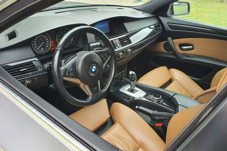 BMW 530 LCI # 3.0i 272KM # Automat # Navi CIC # Komforty # Mpakiet # Serwis zdjęcie 11