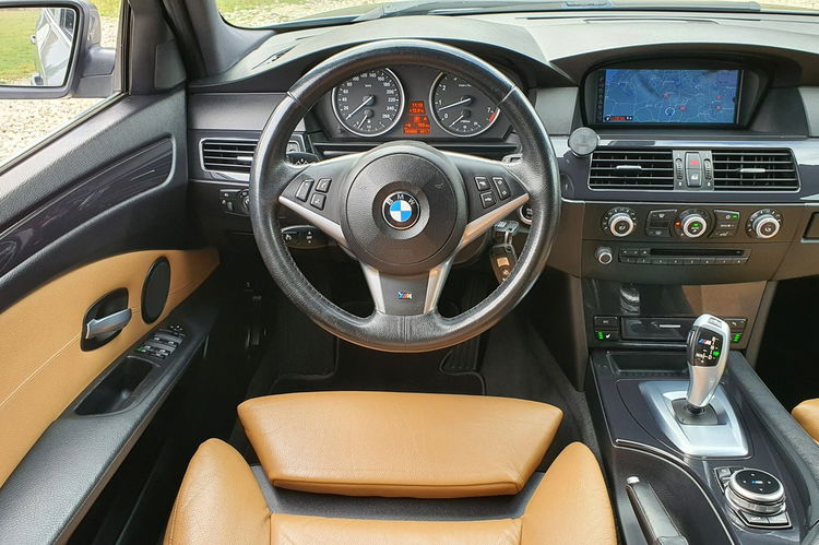 BMW 530 LCI # 3.0i 272KM # Automat # Navi CIC # Komforty # Mpakiet # Serwis zdjęcie 17