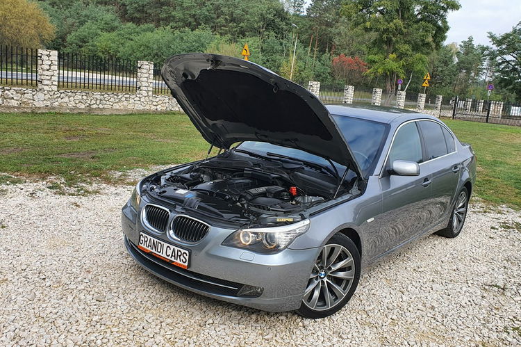 BMW 530 LCI # 3.0i 272KM # Automat # Navi CIC # Komforty # Mpakiet # Serwis zdjęcie 32