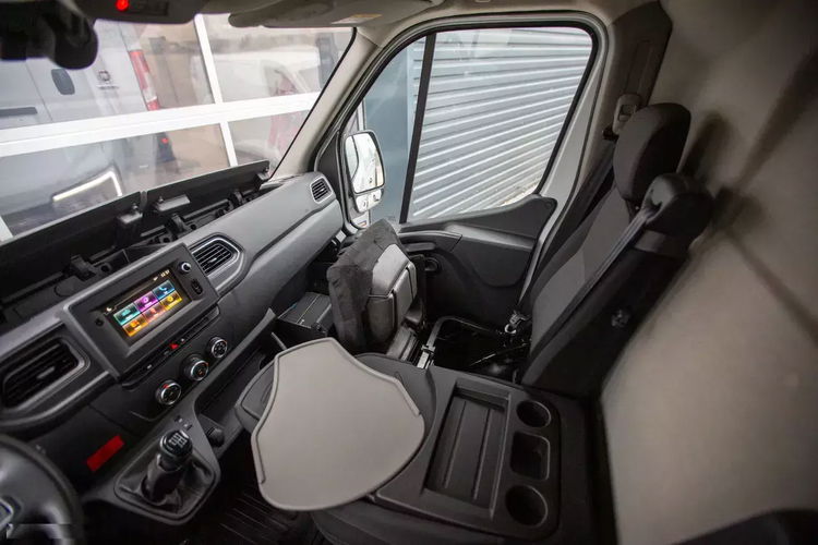 Renault Master L3H2 2.3 dCi BOGATE WYPOSAŻENIE zdjęcie 15