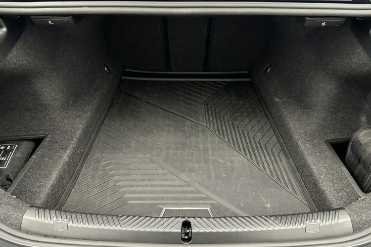 BMW 520 520d xDrive MPRO Grzane i Wentylowane Fotele Przód Harman Hak Panorama zdjęcie 36