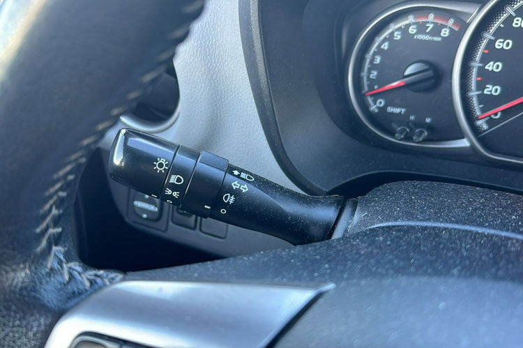 Toyota Yaris navi, klima, kamera, gwarancja zdjęcie 17