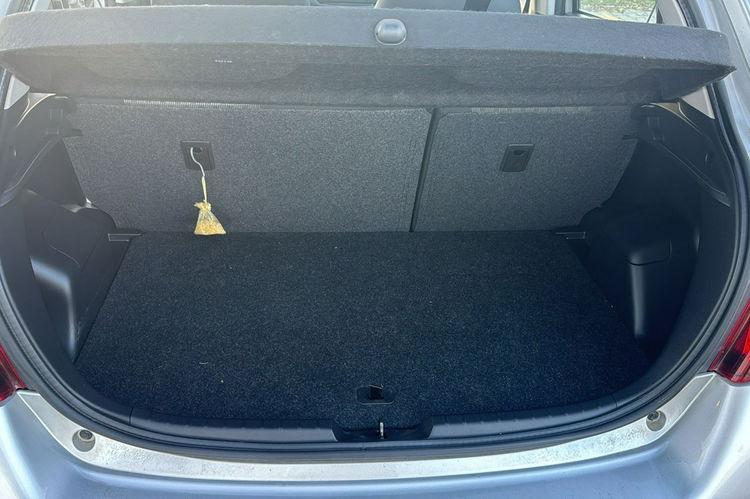 Toyota Yaris navi, klima, kamera, gwarancja zdjęcie 24