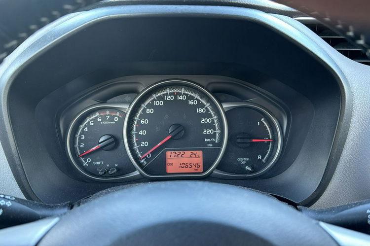 Toyota Yaris navi, klima, kamera, gwarancja zdjęcie 8