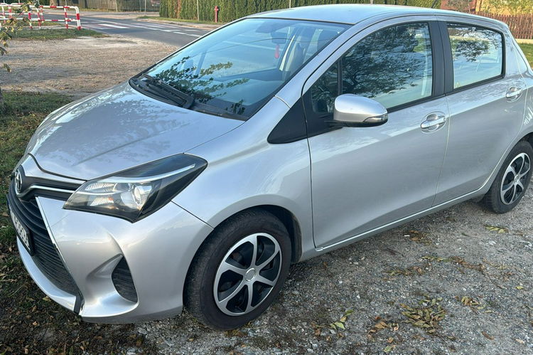 Toyota Yaris navi, klima, kamera, gwarancja zdjęcie 9