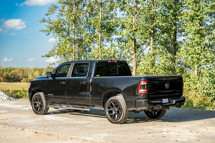 Dodge RAM Oryginalny przebieg / Bogato wyposażony / 5.7 V8 zdjęcie 12