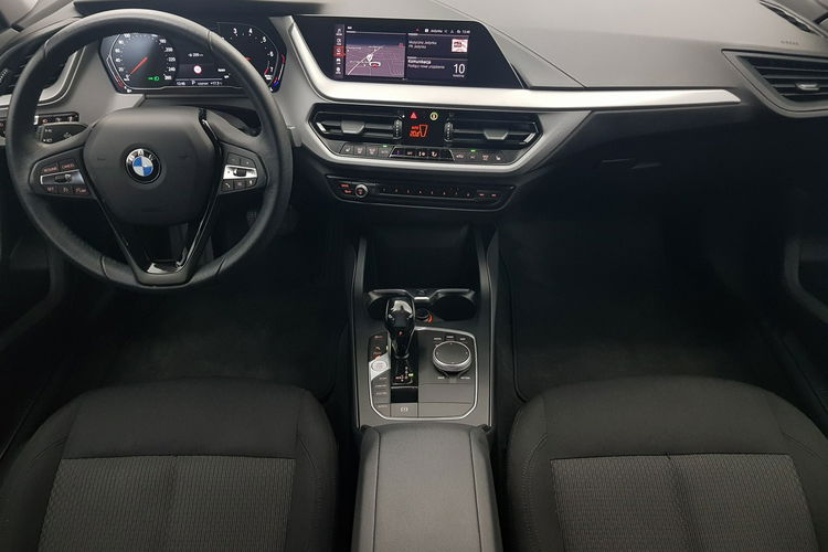 BMW 118 118i 140KM, Podgrzewane Fotele, PDC, Tempomat, LED, Active Guard Plus zdjęcie 24