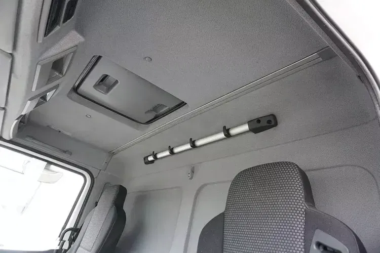 Mercedes ATEGO / 1218 / / MANUAL / RAMA DO ZABUDOWY zdjęcie 17