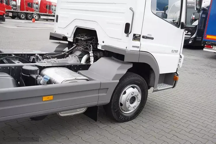 Mercedes ATEGO / 1218 / / MANUAL / RAMA DO ZABUDOWY zdjęcie 39