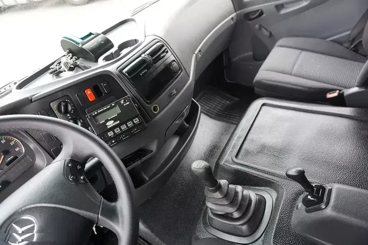 Mercedes ATEGO / 1218 / / MANUAL / RAMA DO ZABUDOWY zdjęcie 9