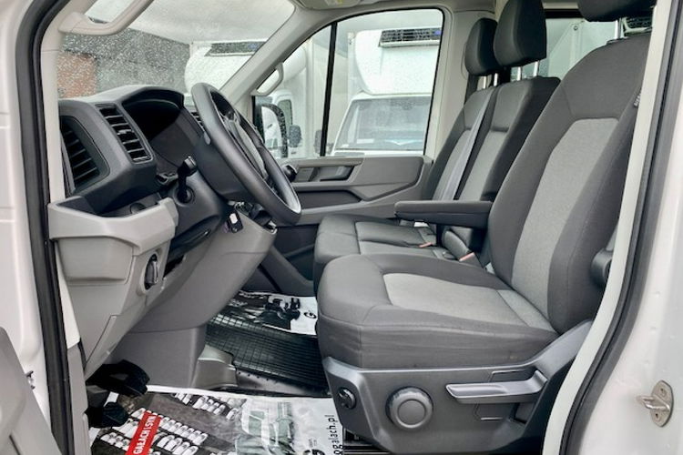 Volkswagen Crafter SALON PL / DOKA 7- OSÓB / VOLL / LEDY / TEMPOMAT / GWARANCJA zdjęcie 8