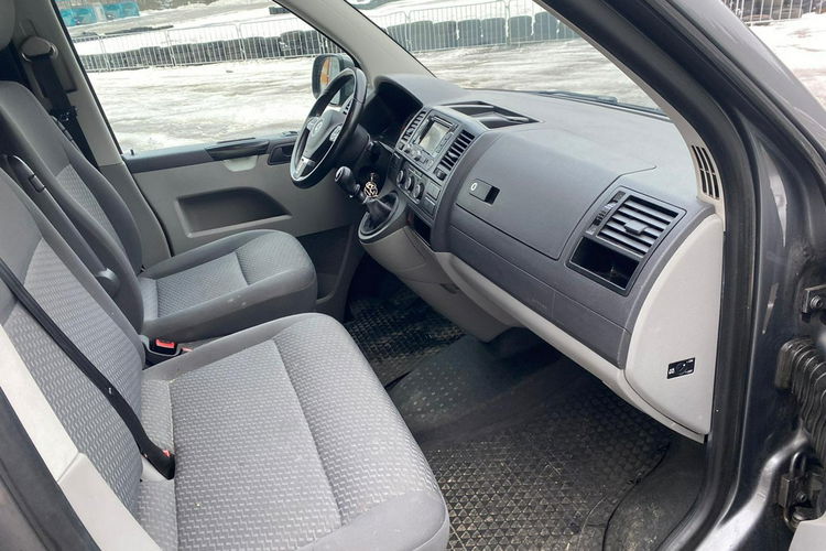 Volkswagen Transporter 2.0 TDI 4x4 nawigacja bogate wyposażenie salon polska 1 rok gwarancji zdjęcie 12
