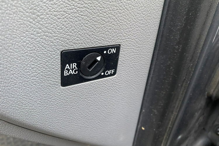 Volkswagen Transporter 2.0 TDI 4x4 nawigacja bogate wyposażenie salon polska 1 rok gwarancji zdjęcie 33