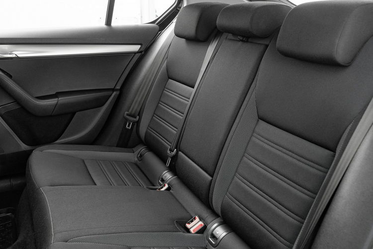 Skoda Octavia GD160TT#2.0 TSI Ambition DSG 2 stref klima Cz.park Salon PL VAT 23% zdjęcie 28