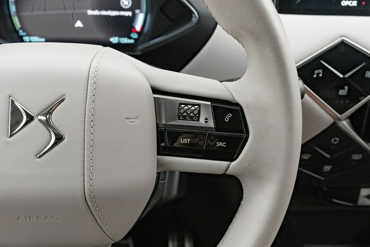 DS Automobiles DS 3 Crossback GD154YR#E-Tense Rivoli Podgrz.f 2 stref klima Kamera 360 SalonPL VAT23 zdjęcie 20