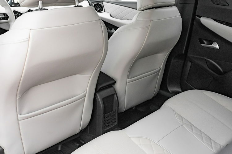 DS Automobiles DS 3 Crossback GD154YR#E-Tense Rivoli Podgrz.f 2 stref klima Kamera 360 SalonPL VAT23 zdjęcie 26