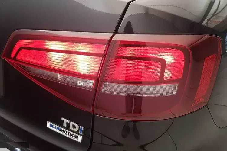 Volkswagen Jetta zdjęcie 15