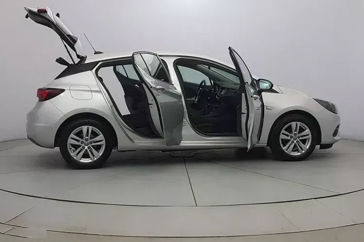 Opel Astra zdjęcie 10