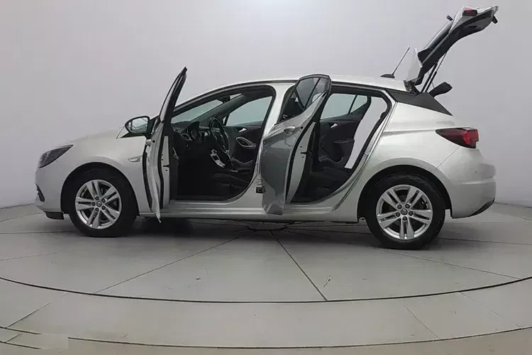 Opel Astra zdjęcie 11