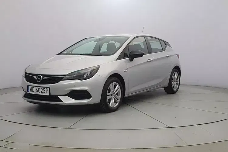 Opel Astra zdjęcie 2