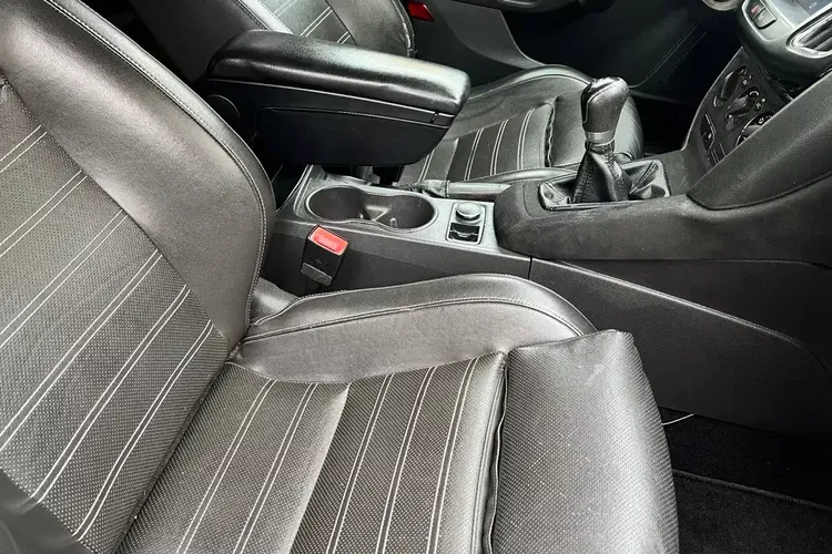 Ford Focus zdjęcie 22