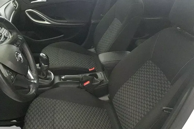 Opel Astra zdjęcie 19