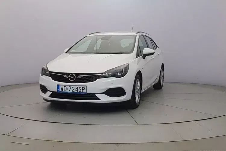 Opel Astra zdjęcie 2