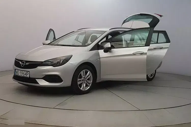 Opel Astra zdjęcie 9