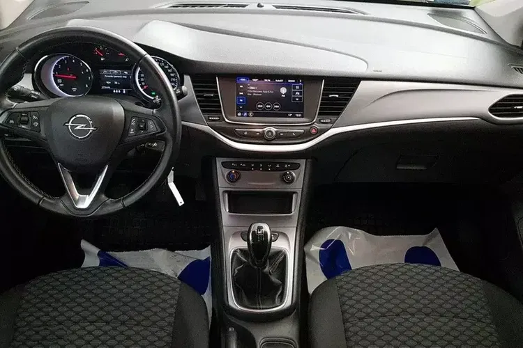 Opel Astra zdjęcie 18