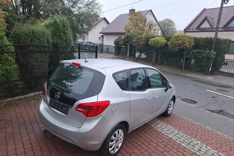 Opel Meriva zdjęcie 6