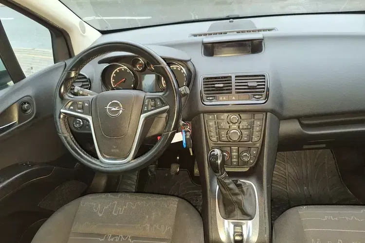 Opel Meriva zdjęcie 8