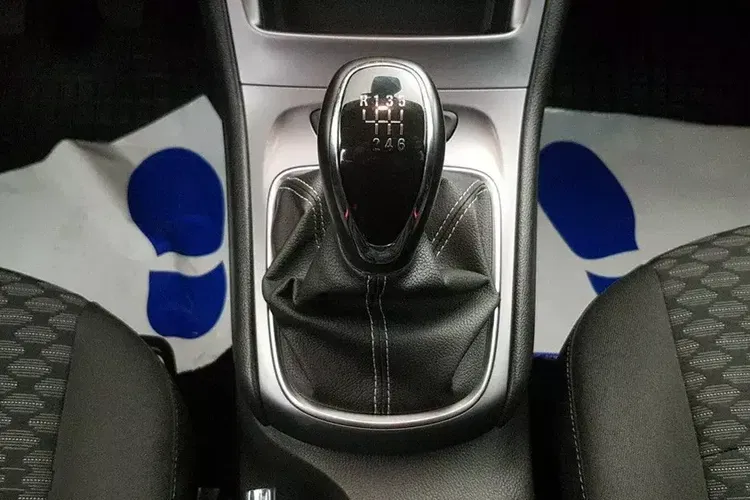 Opel Astra zdjęcie 19