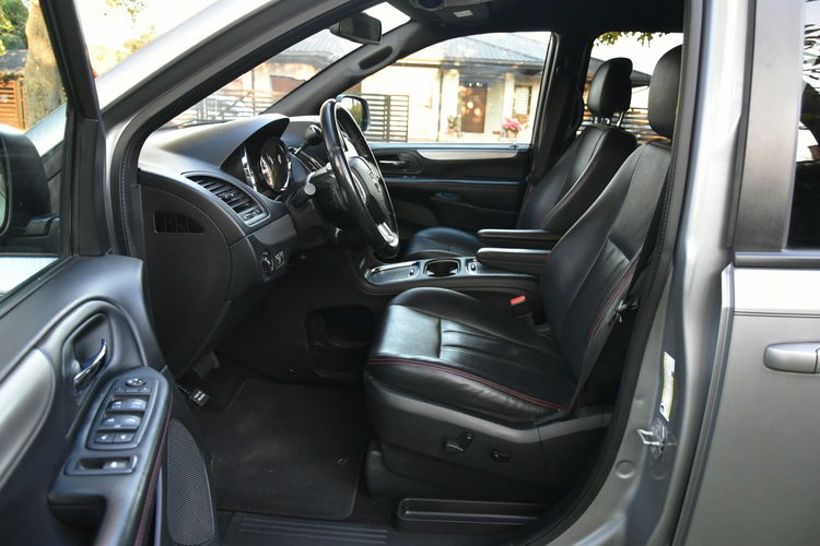 Dodge Grand Caravan GT 2019r. 7os. stow'n'go Kamera Skóry Super Wersja el klapa zdjęcie 10