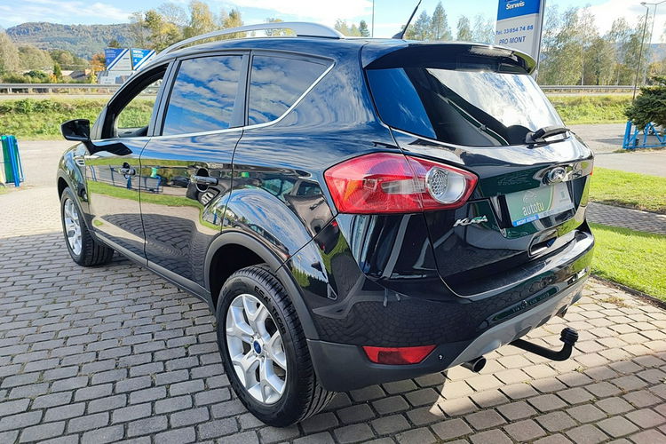Ford Kuga Bezwypadkowy + 4X4 zdjęcie 4