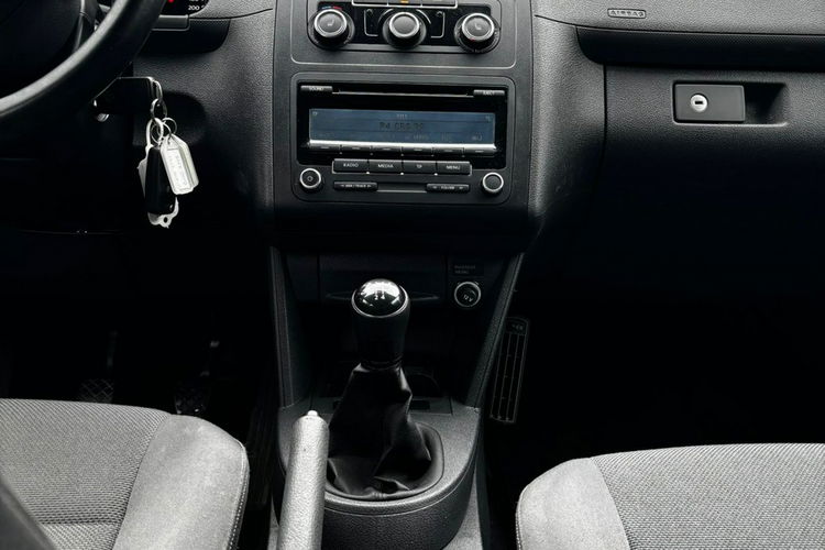 Volkswagen Caddy 2.0 MPI 109 KM 5 osobowy przebieg jedyne 47tys km NOWY Gaz/LPG zdjęcie 17