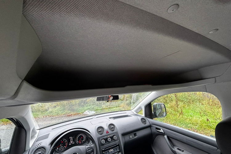 Volkswagen Caddy 2.0 MPI 109 KM 5 osobowy przebieg jedyne 47tys km NOWY Gaz/LPG zdjęcie 19