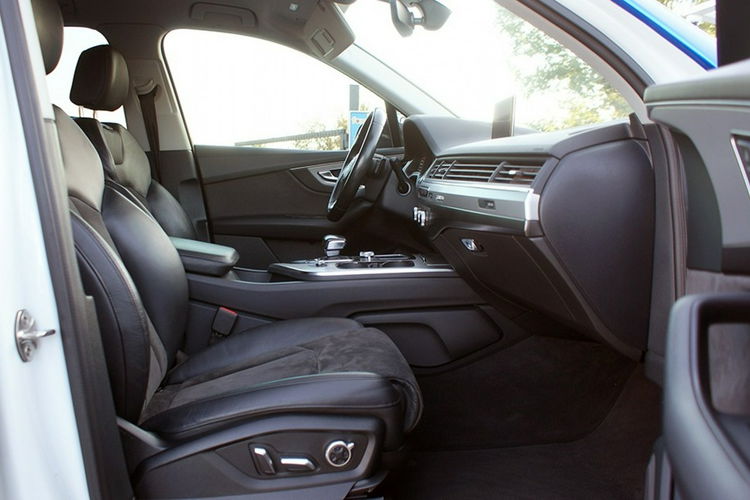 Audi Q7 zdjęcie 12
