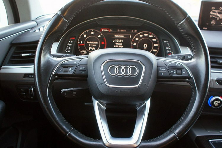 Audi Q7 zdjęcie 18
