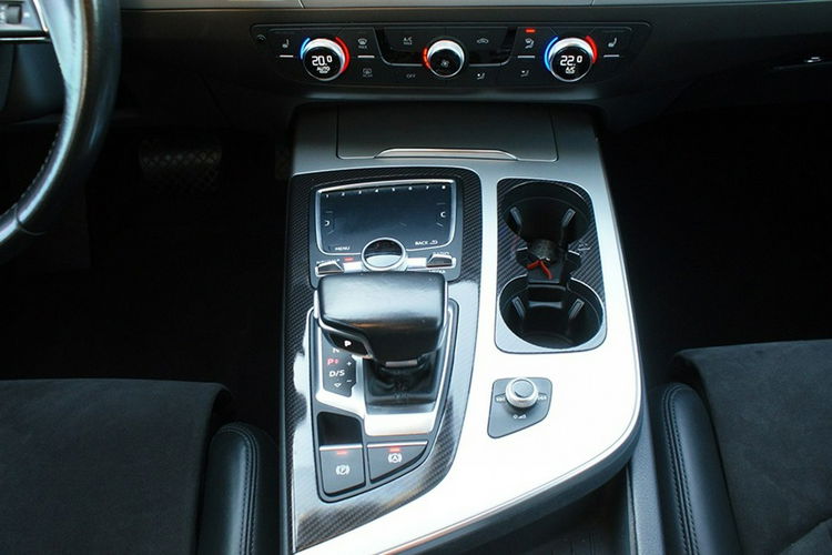 Audi Q7 zdjęcie 25