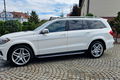 samochód osobowy Mercedes zdjęcie 2
