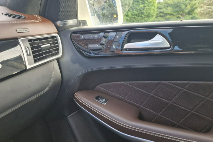 Mercedes GL 500 GL 550 DESIGNO,  AMG,  Harman/ Kardon,  4MATIC 2013 zdjęcie 23